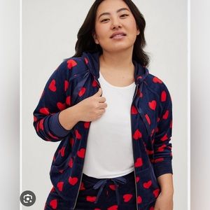 Torrid Sleep/Lounge Velour Heart Hooded Jacket